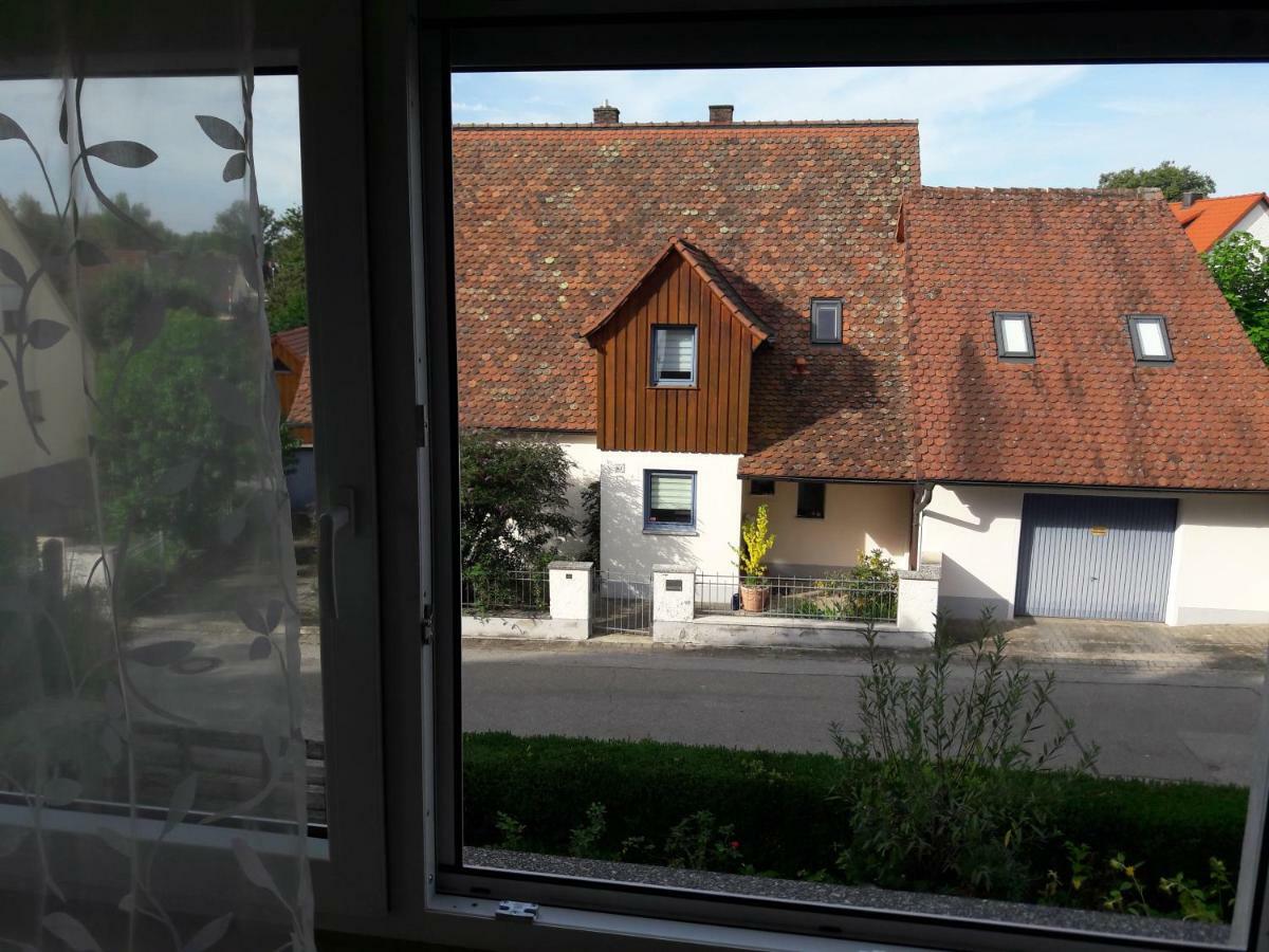 Ferienwohnung Lerchennest Georgensgmund Bagian luar foto